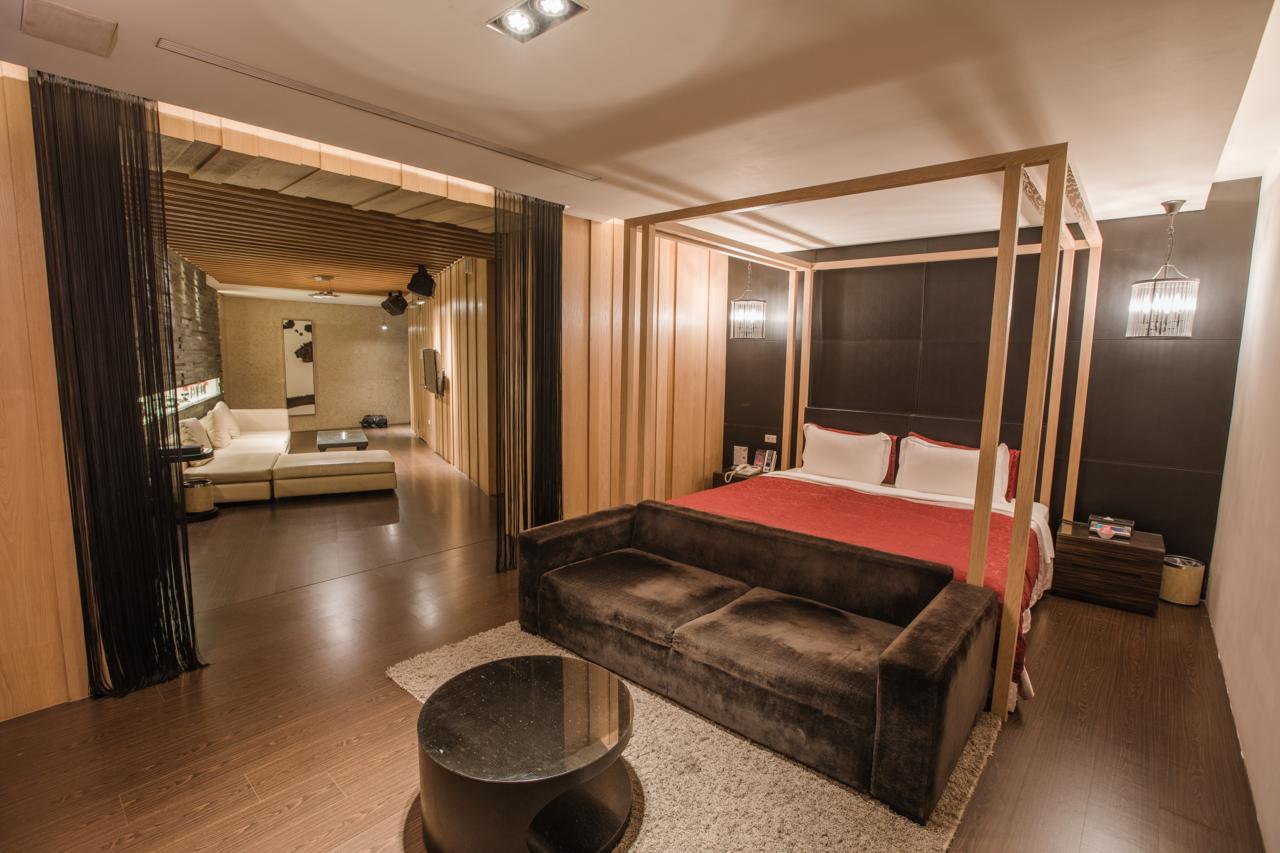Motel Stars Taichung Extérieur photo